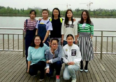 八姐妹合影220